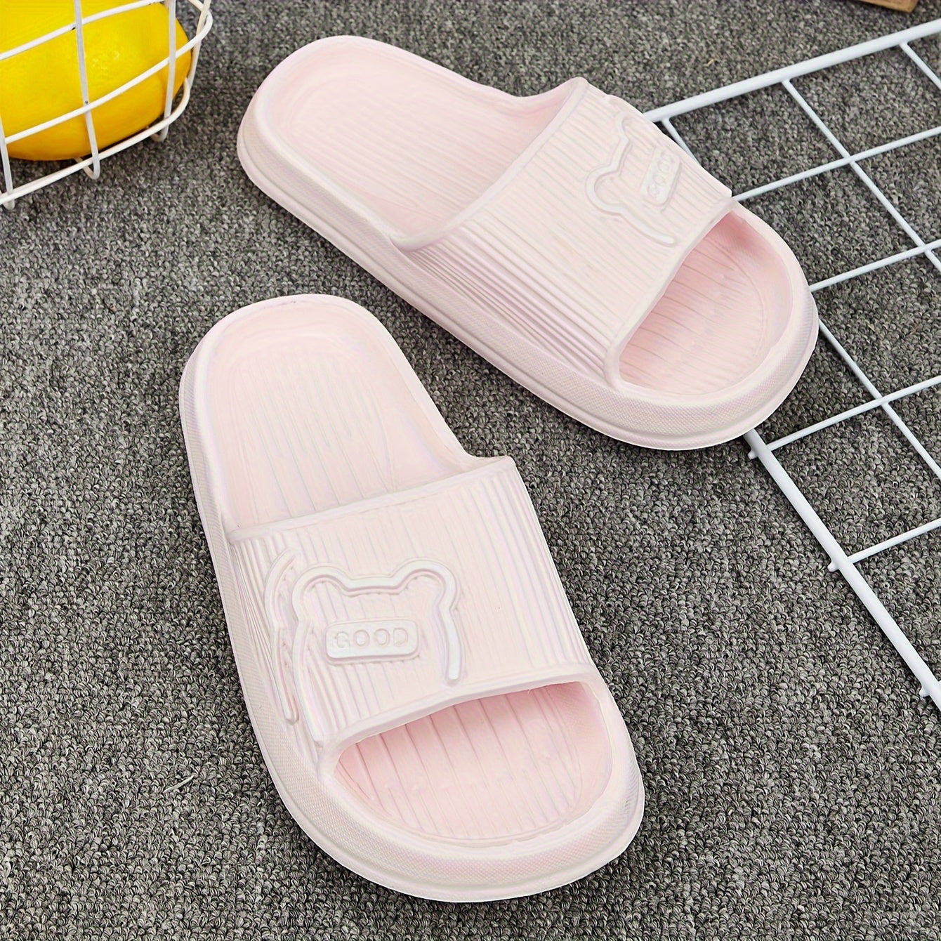 Boys' casual cartoon open toe slippers for indoor shower pool, non-slip, anti-odor, quick-drying, all seasons.