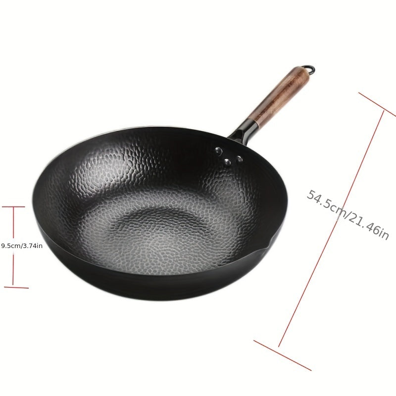 One piece of versatile cookware for all stoves - the Cast Iron Wok (32.0cm). This Stir-Fry Pan is perfect for Chinese style cooking and features a flat bottom for use on induction, electric, gas, and halogen stoves. Complete your kitchen with this