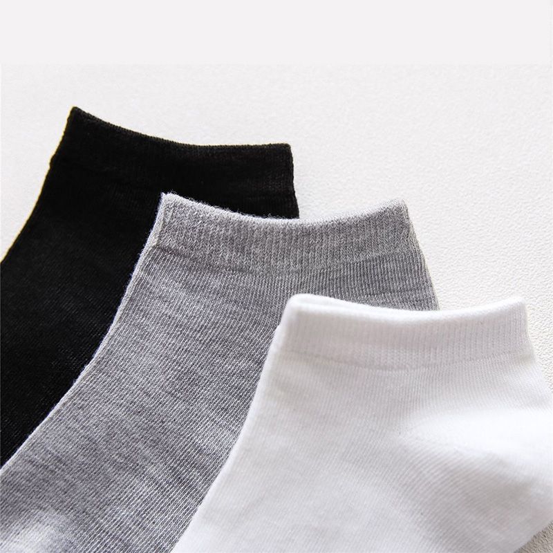 Five pairs of invisible socks for couples in solid colors (black, white, grey), made of breathable thin polyester (95%) and spandex (5%) knit fabric, hand washable, 200g/m².