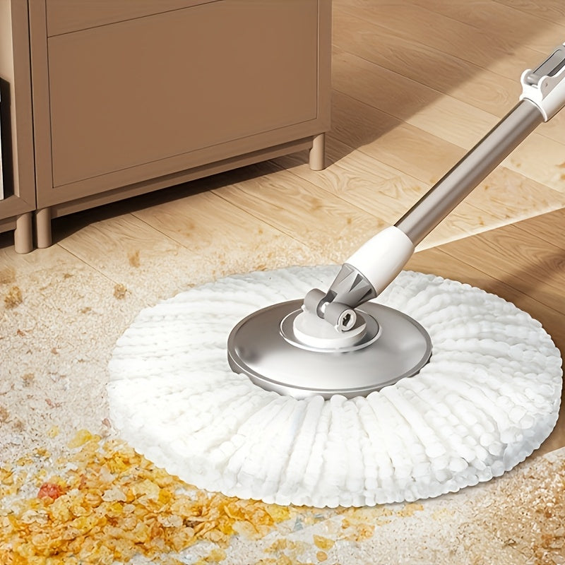 Replacement heads for a rotating mop, set of 3. These 360° rotating mop heads are designed for floor cleaning, with both dry and wet mop cloths included. Easy to clean and a must-have addition to your cleaning supplies.