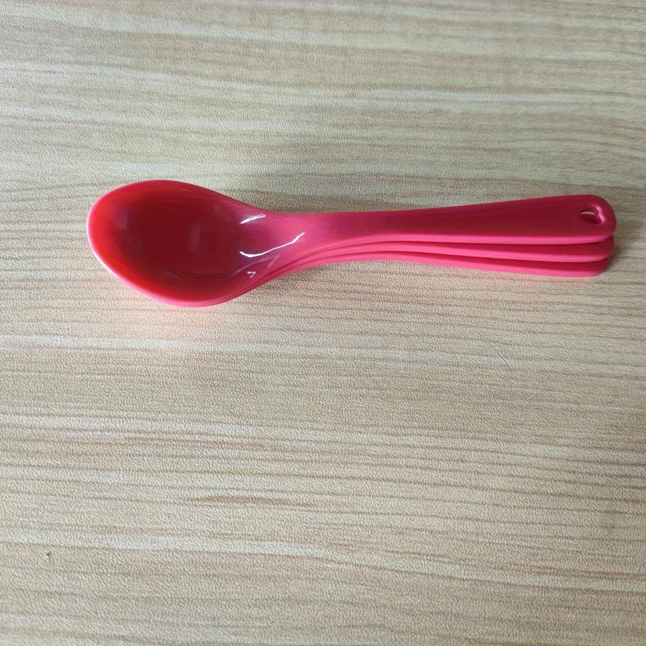 Multi-purpose Plastic Spoon: Perfect for Dining, Coffee, Sweets, and Mixing Cocktails - Strong and Long-lasting Kitchen Tool