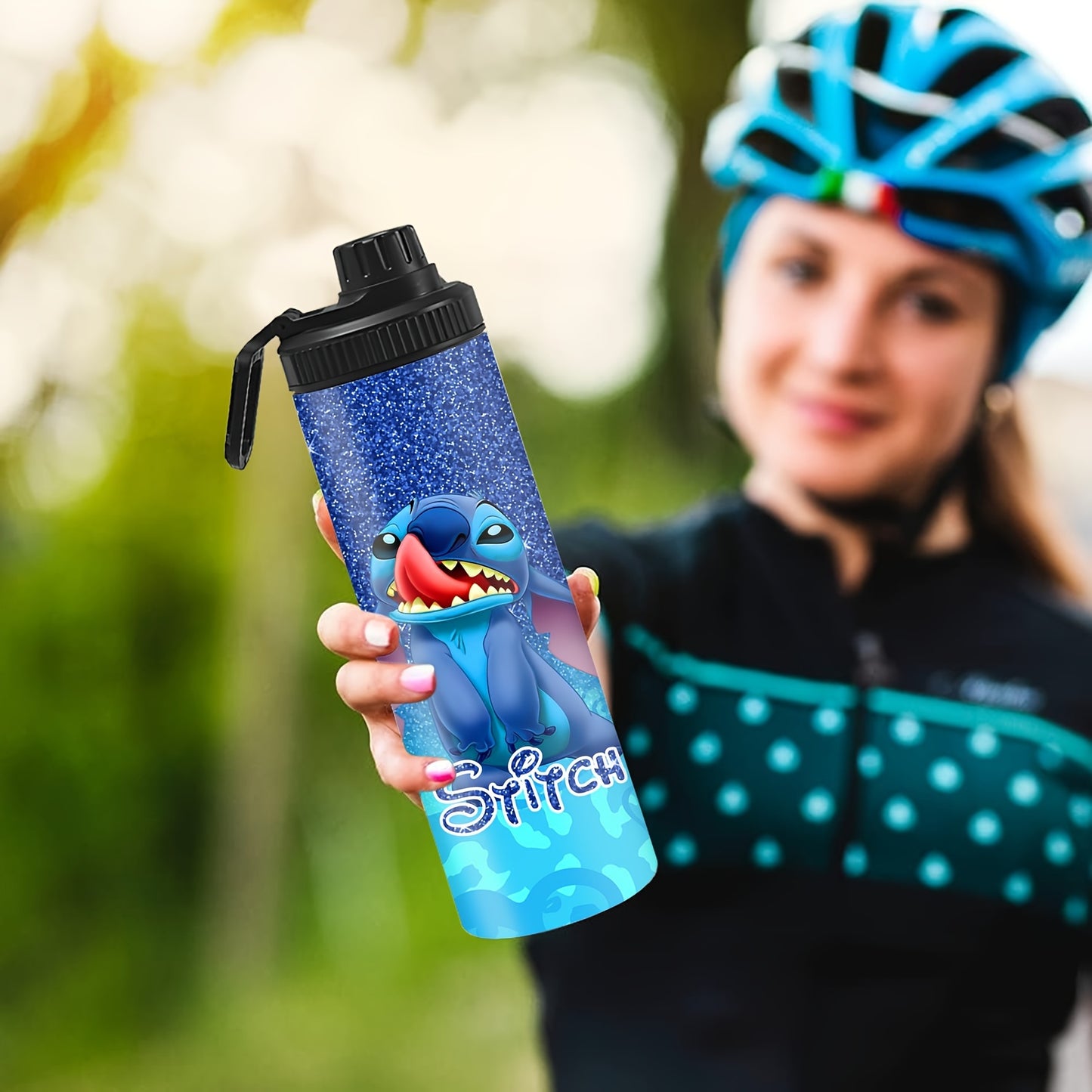 1pc 20oz Stainless Steel Insulated Water Bottle with Lid, ideal for both hot and cold drinks on-the-go.