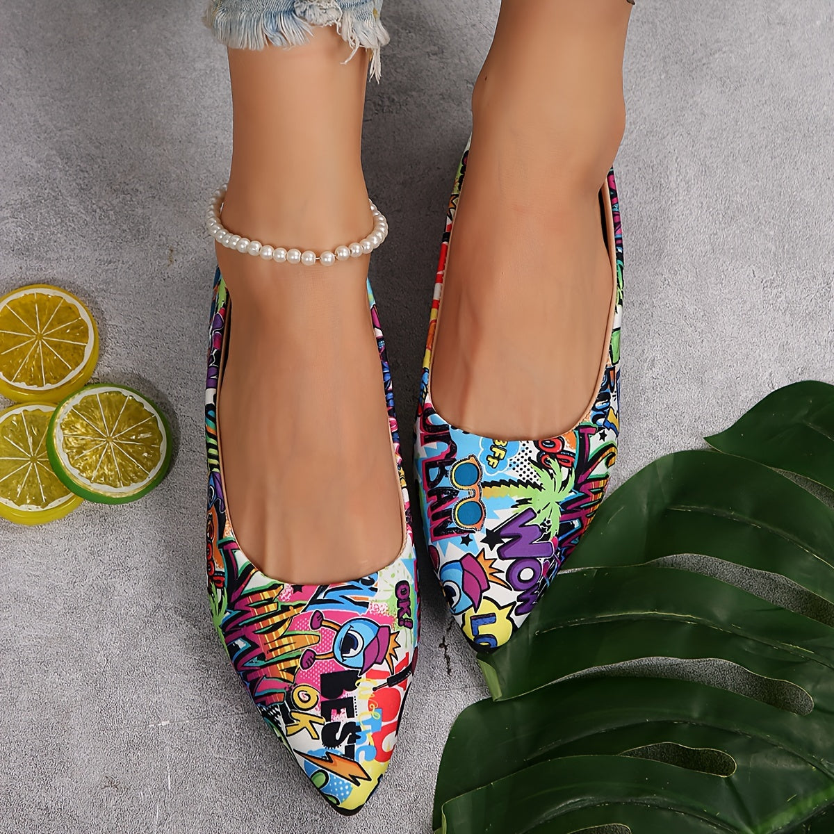 Floral flat shoes with pointed toe and soft sole for daily wear.