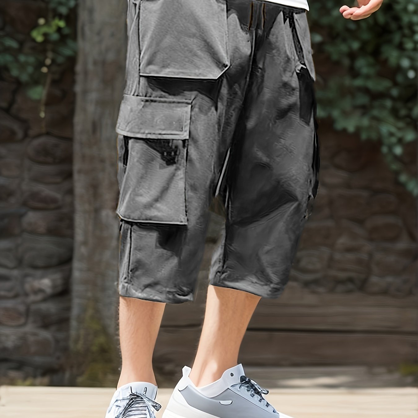 Stylish Capri Cargo Pants for Plus Size Men, with Multiple Pockets, Ideal for Outdoor Activities