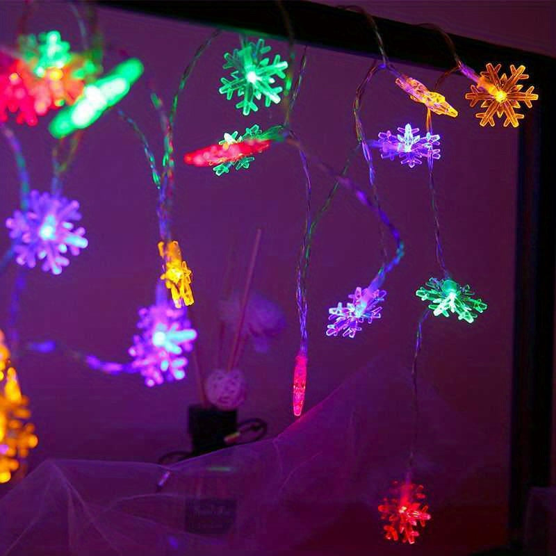 Vintage-inspired Snowflake String Lights with battery-operated white LEDs for Christmas, weddings, and gardens.