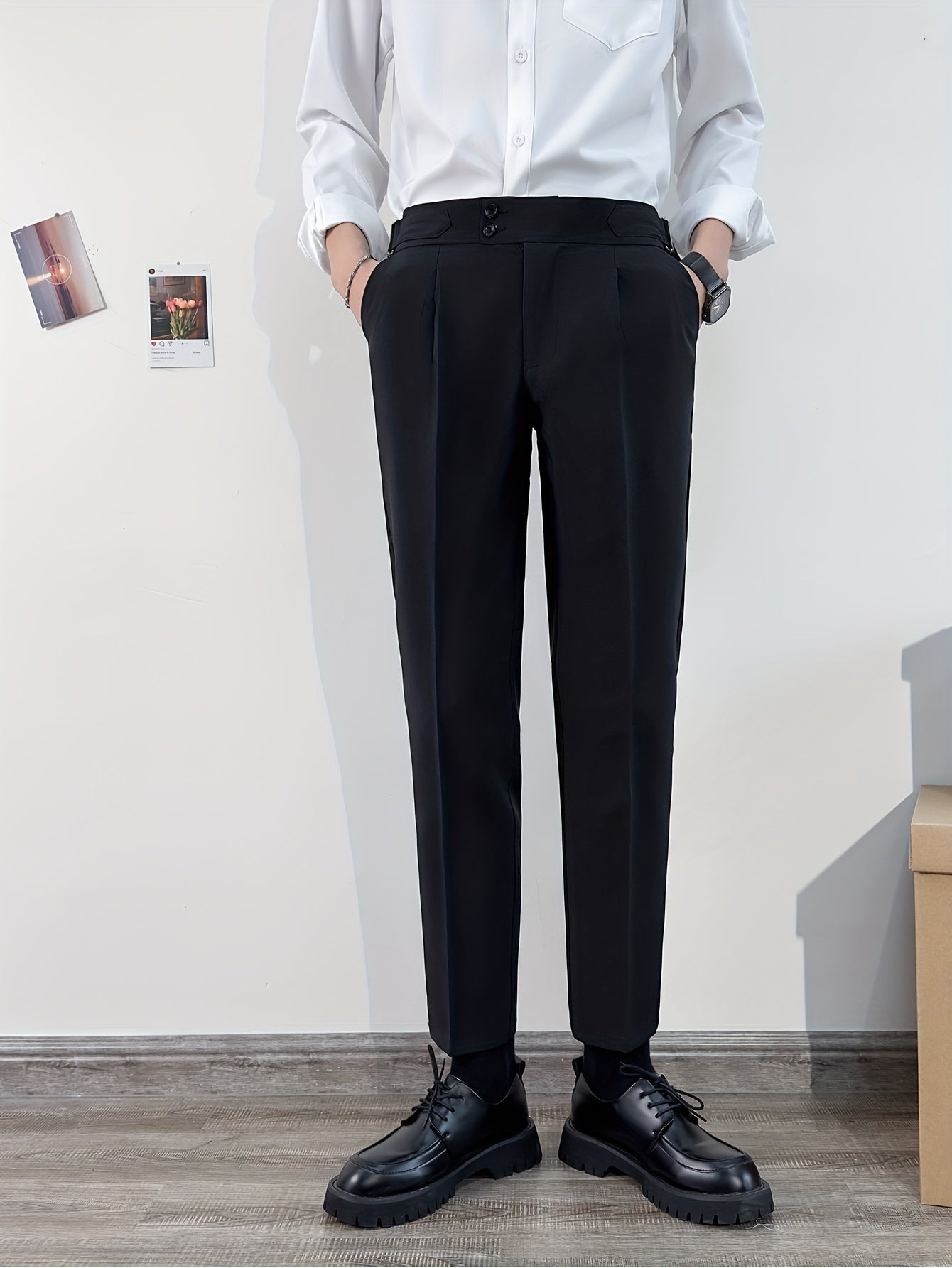 Men's dress pants with pockets for formal occasions, parties, weddings, and outdoor events.