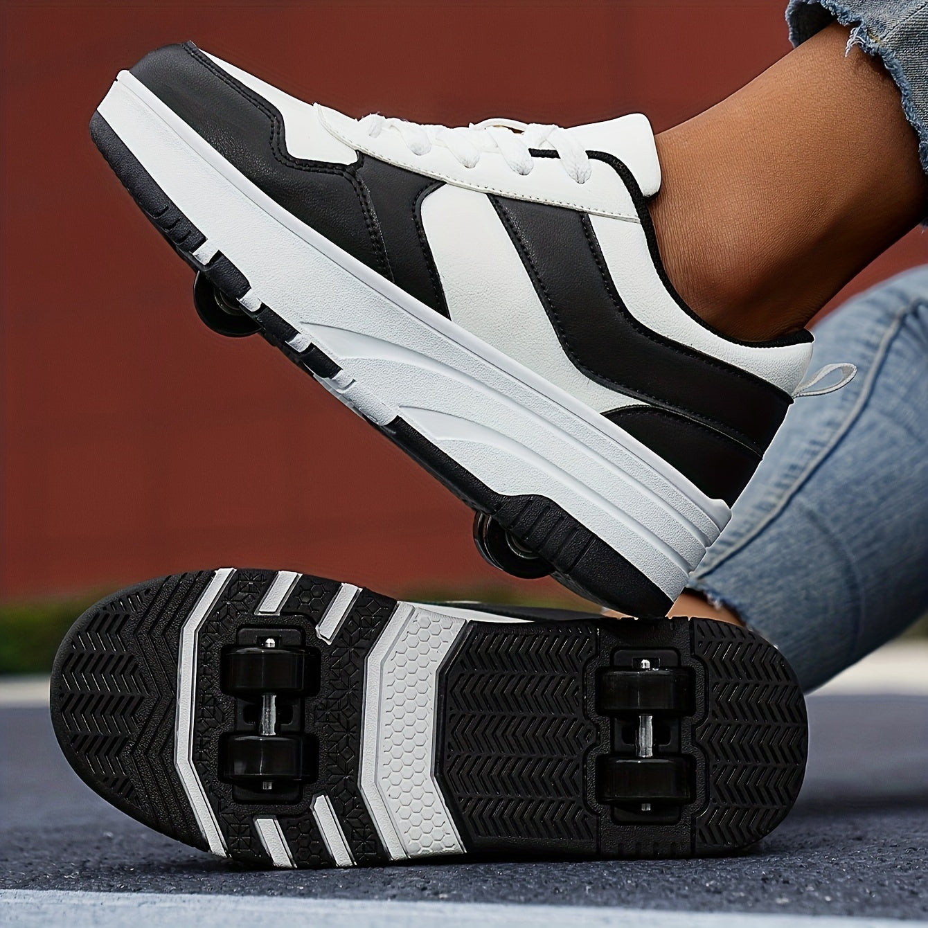 Cool lace-up sneakers for kids, ideal for casual wear, sports, and training.