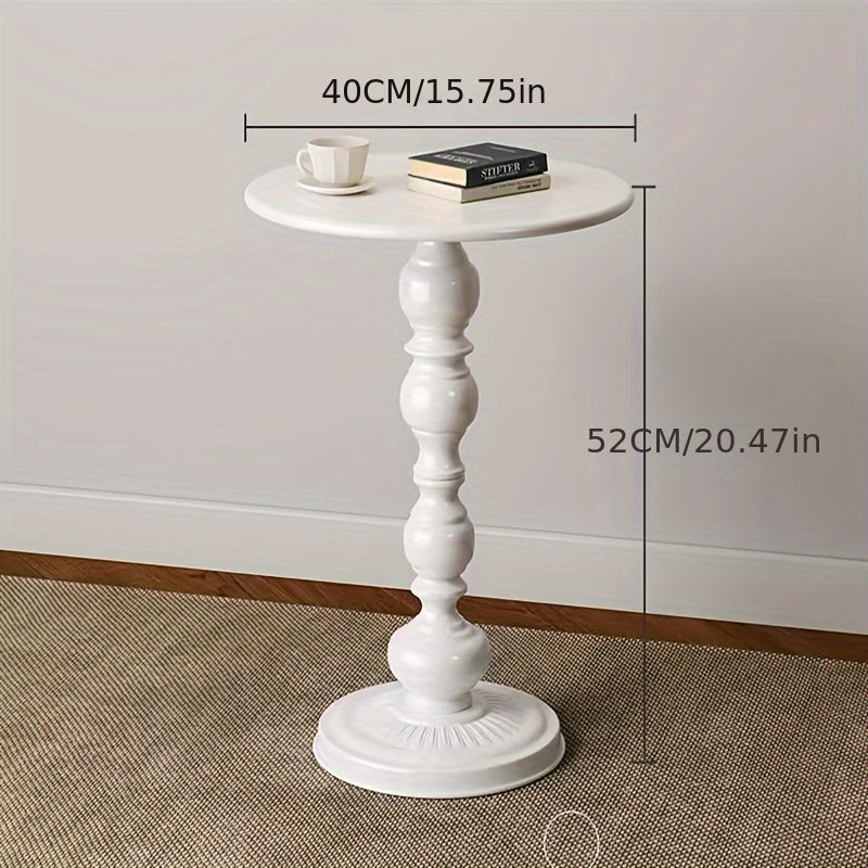 Stylish Black Metal Side Table - Retro Design, Small Coffee & Bedside Furnishing for Living Room and Outdoor Space