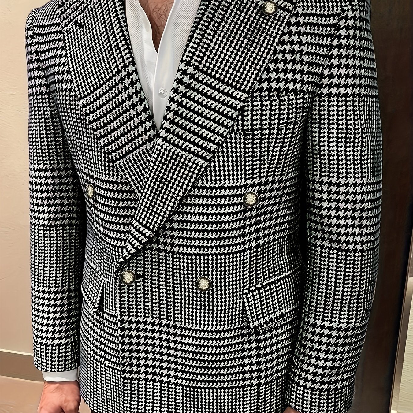 Men's machine washable plus size houndstooth blazer with double-breasted peak lapel, suitable for casual to business style, ideal for prom and formal events.