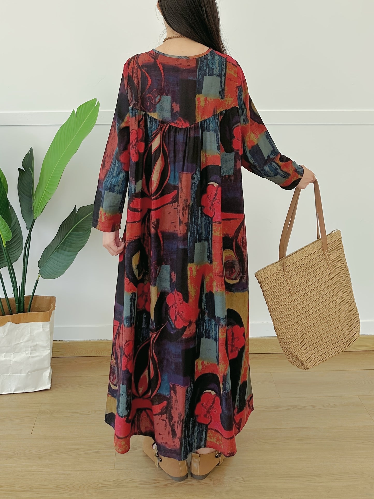 Vintage-inspired linen long sleeve dress with tie-dye print for women, ideal for casual wear throughout the seasons.