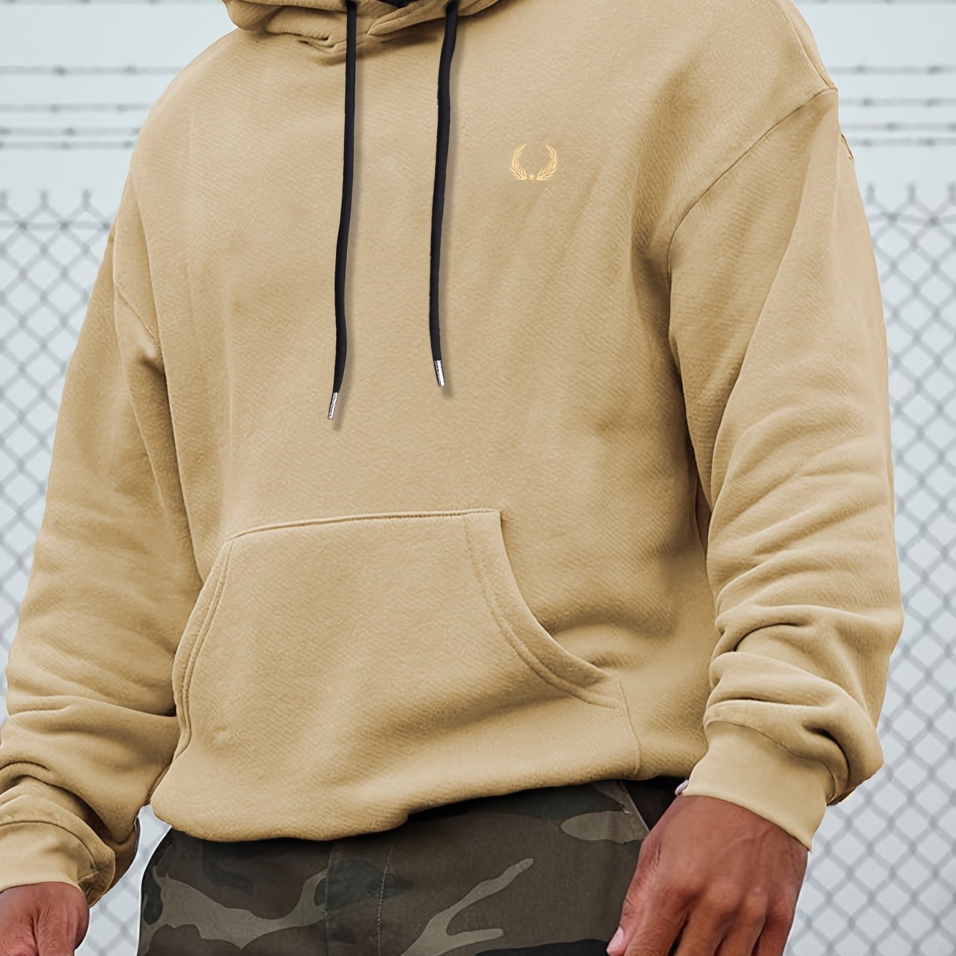 Casual hoodie with wheat ear print, 100% polyester, hooded with slight stretch, regular fit, 220gsm knit fabric, fake pocket and drawstring detail.