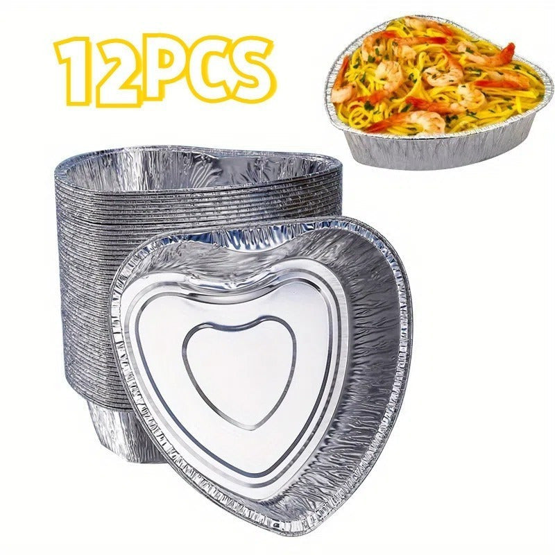 12 heart-shaped aluminum foil pans, suitable for baking, roasting, and insulating. These disposable and recyclable pans are chemical-free, making them ideal for holiday meals, food preparation, cakes, and oven use.