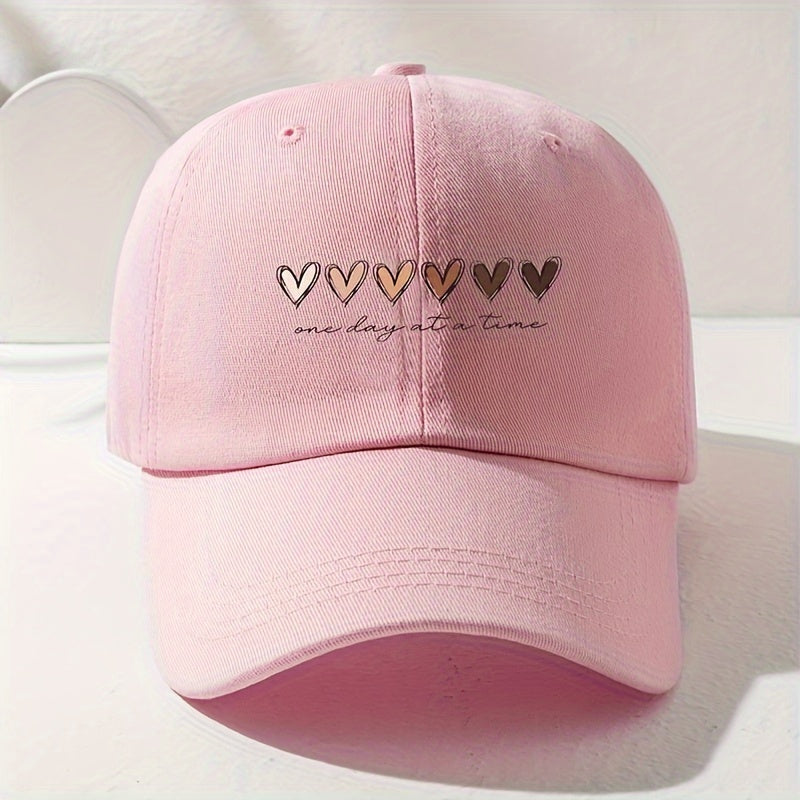 Adjustable heart gradient baseball cap, suitable for outdoor activities and golf.