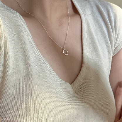 This stylish Sterling Silver Mobius Strip Pendant Necklace is perfect for both daily wear and special occasions. A versatile piece of women's jewelry, this necklace adds a touch of sophistication to any outfit.