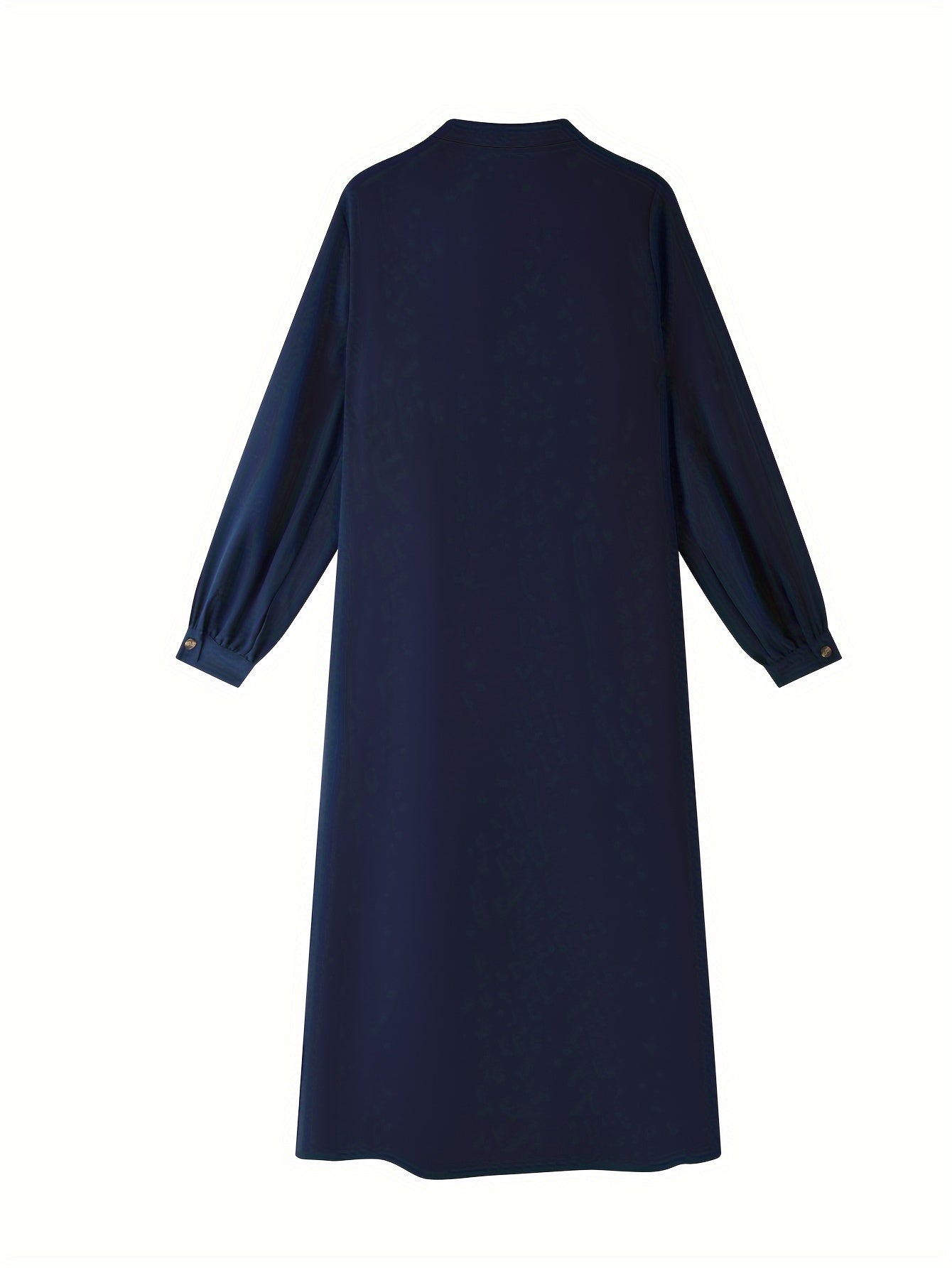 Casual Middle Eastern long dress with open stand-up collar.