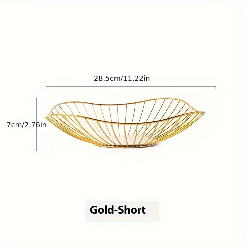 Rust-resistant golden metal wire fruit basket with non-drip mesh design, ideal for storing fruits in kitchen or living room décor.