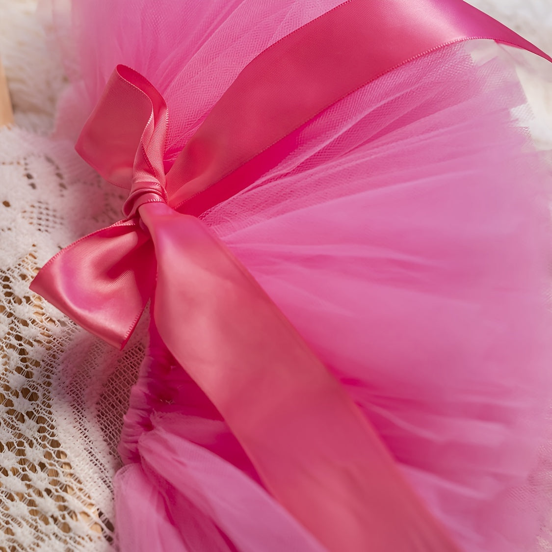 Charming Pink Ballet Tutu Skirt & Floral Headband Set for Kids - Made of Nylon, Ideal for Girls' Photo Sessions