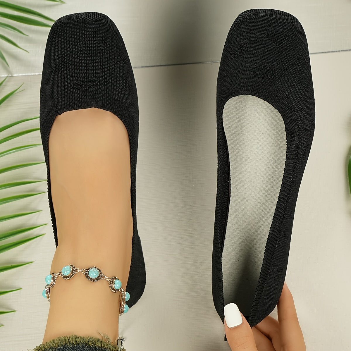 Women's Solid Color Knitted Flats with Lightweight Soft Sole, Ideal for Daily Wear.