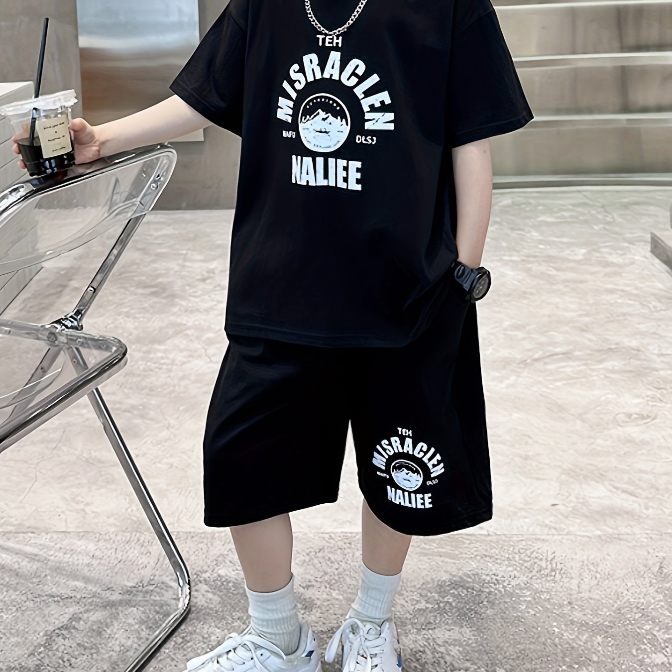 Boys' 2pcs Set: Short Sleeve T-shirt and Shorts for Medium and Large Children