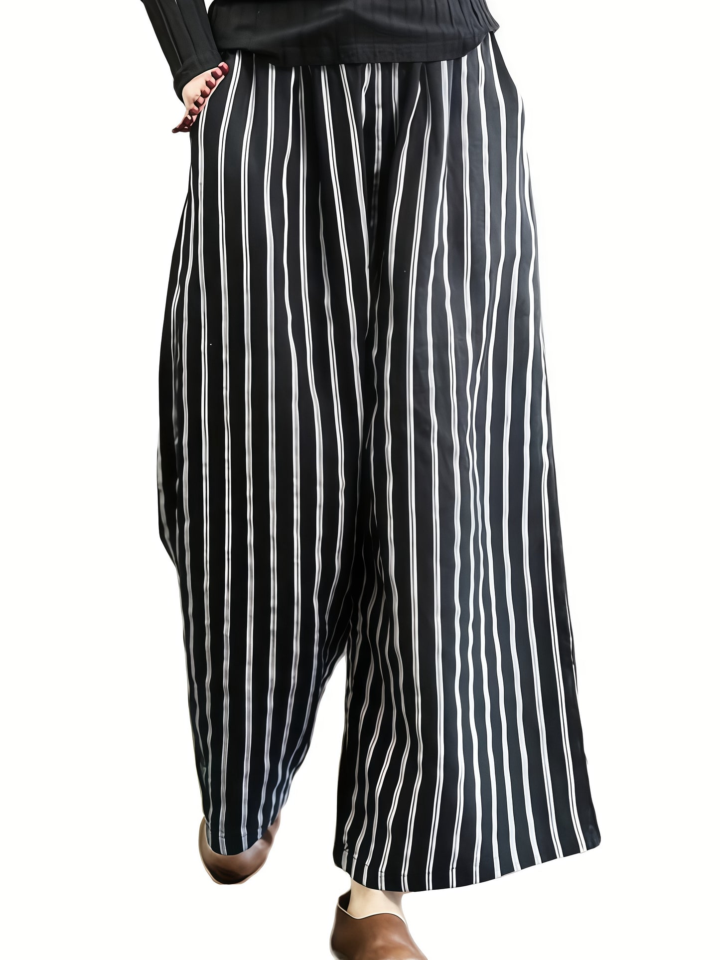 Casual striped wide-leg pants for women with elastic waistband; high-waisted and flowy polyester trousers; machine washable; ideal for spring/summer/fall.