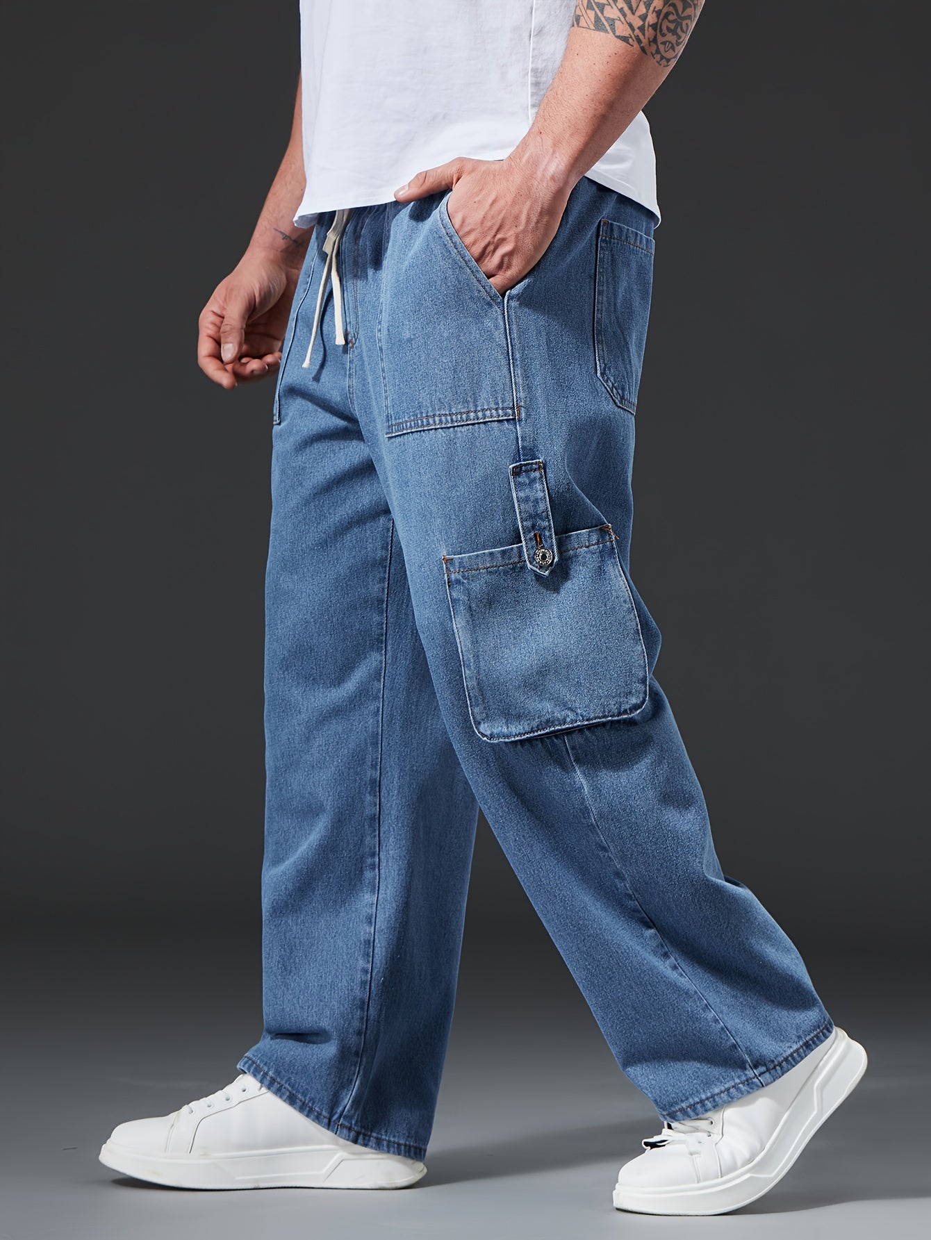 Men's solid cargo jeans for plus size in Spring, Fall, and Winter.