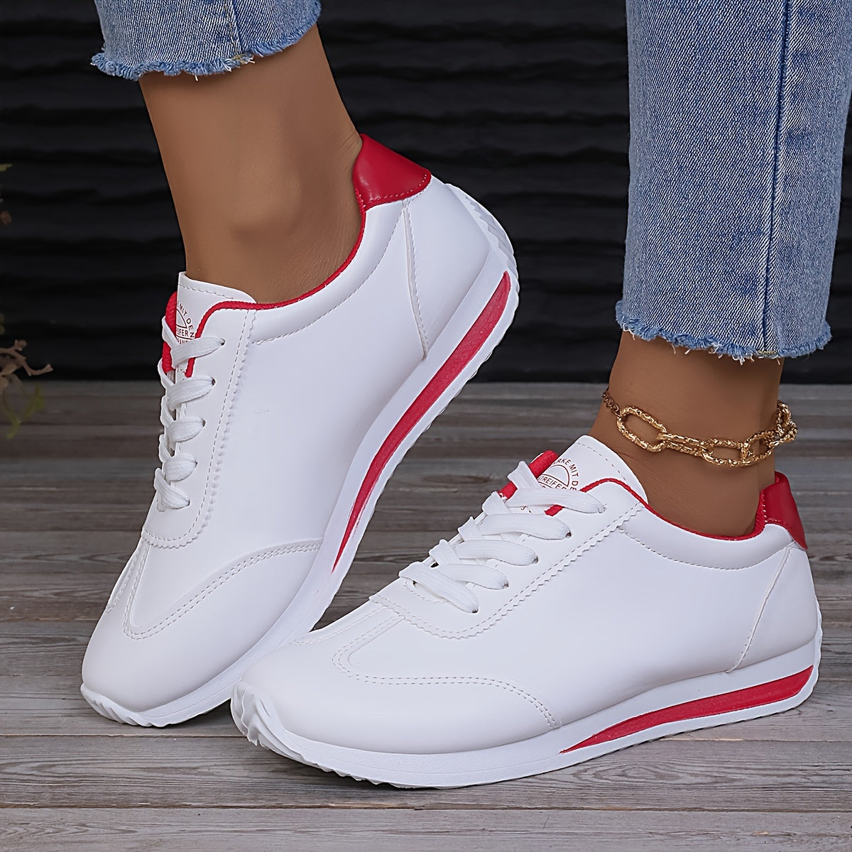 Women's fashion sneakers with comfortable platform and soft sole, ideal for casual wear and work.