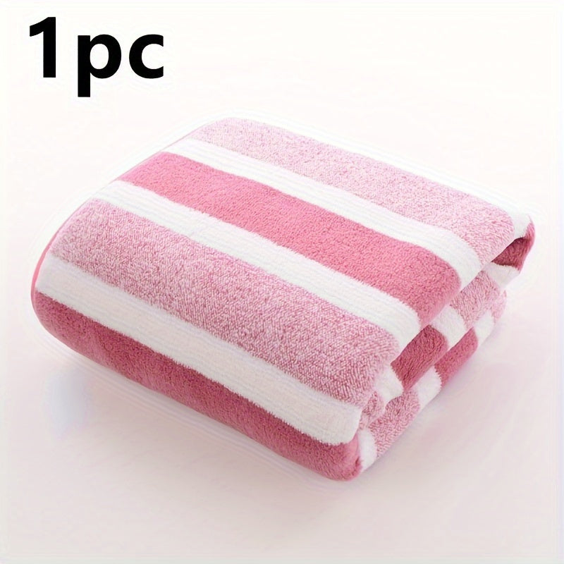 Fast-drying towel with vintage design, ideal for home, travel, and outdoor activities.