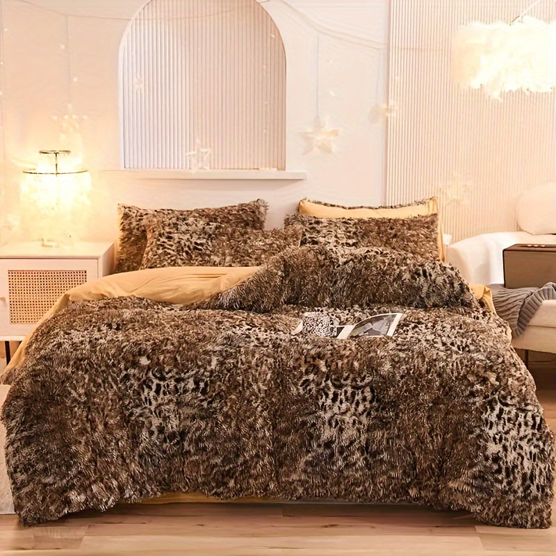 Luxurious Leopard Print Faux Fur Duvet Cover Set featuring 3 pieces, including a fluffy shaggy duvet cover and 2 pillowcases. This ultra-soft and warm set is perfect for adding a touch of elegance to your bedroom decor. (Core not included)