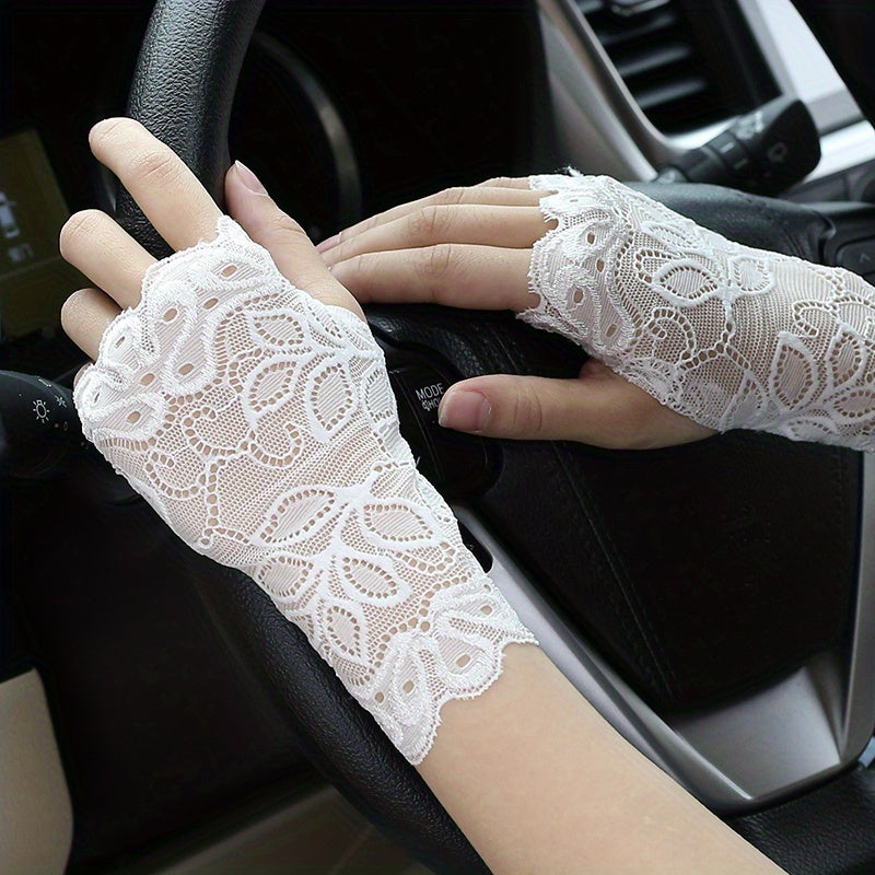 Geometric lace half finger wrist sleeves with thumb hole for summer sunscreen protection.