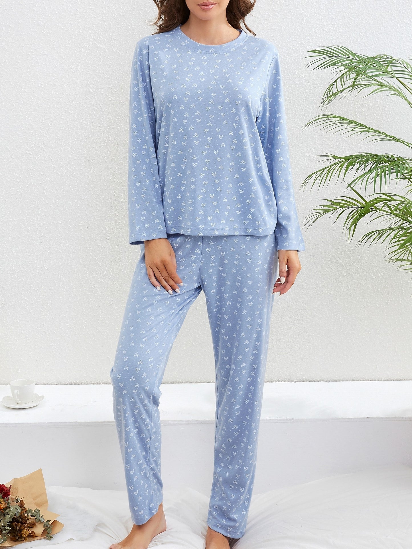 Women's Heart Print Pajama Set with Long Sleeve Top and Elastic Waistband Pants