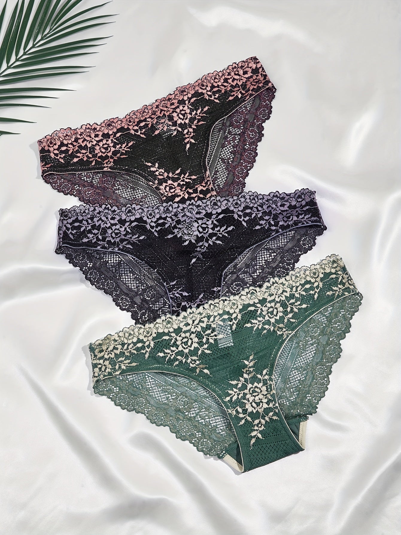 3 Contrast Lace Briefs, Comfy & Breathable, Stretchy Women's Lingerie & Underwear