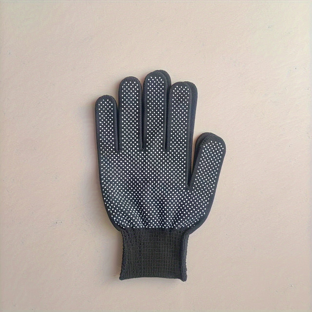 This pack includes 10 non-slip, durable work gloves that are unisex and lightweight. Made from breathable nylon, these gloves provide sun protection and are perfect for use in the home, kitchen, or outdoors. Free from lead, these gloves are not