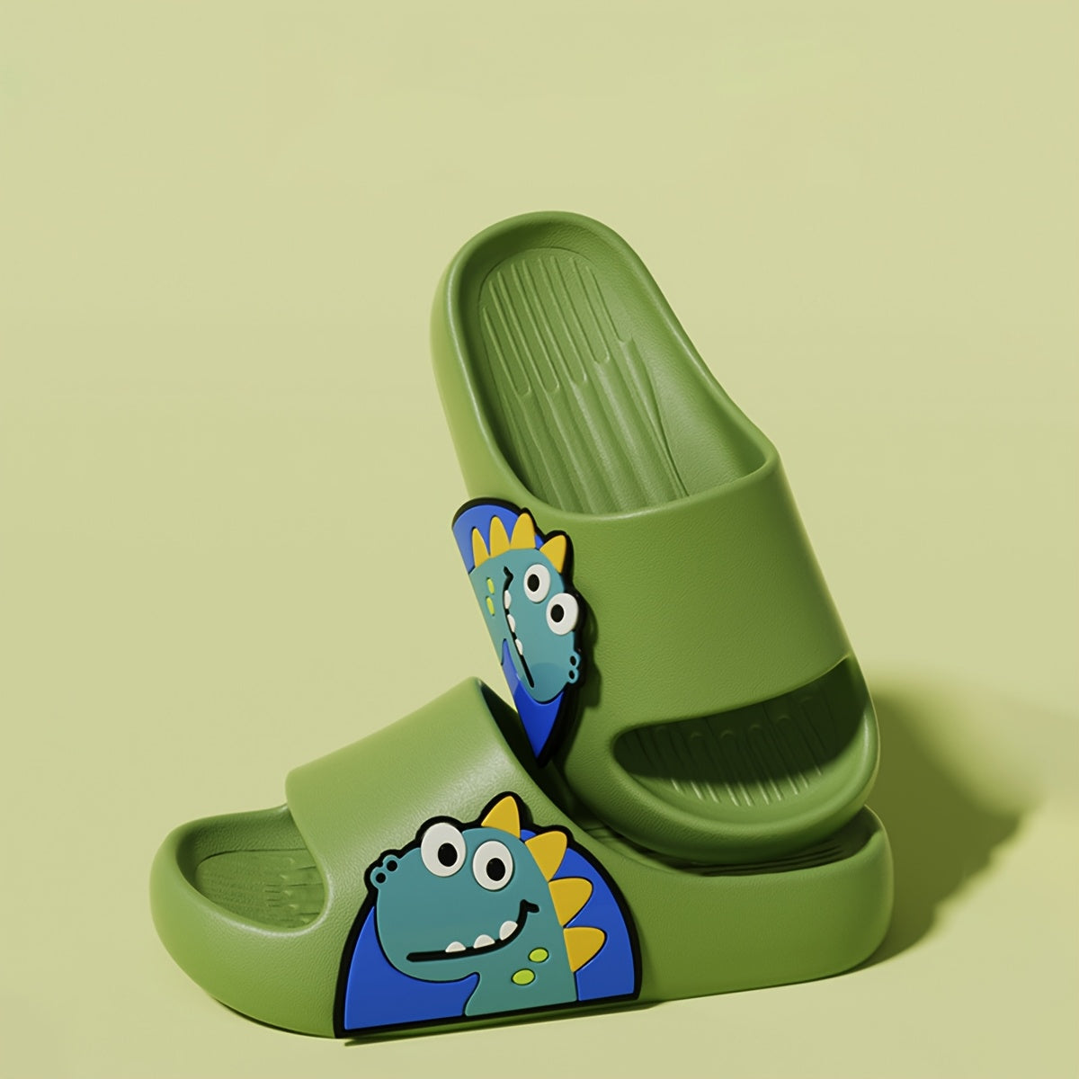 Children's cartoon dinosaur slides, summer EVA sandals for boys under 14, non-slip beach slippers.