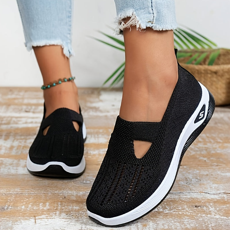 Breathable knit ballet flats for women with comfortable fabric and rubber sole.Suitable for all seasons.