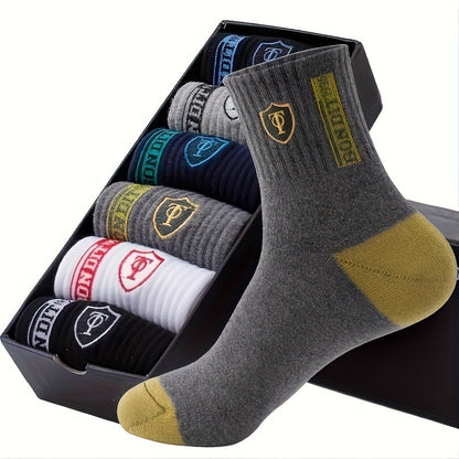 Men's 5-pack Sailor socks, breathable and comfortable for winter and fall. Hand wash only.