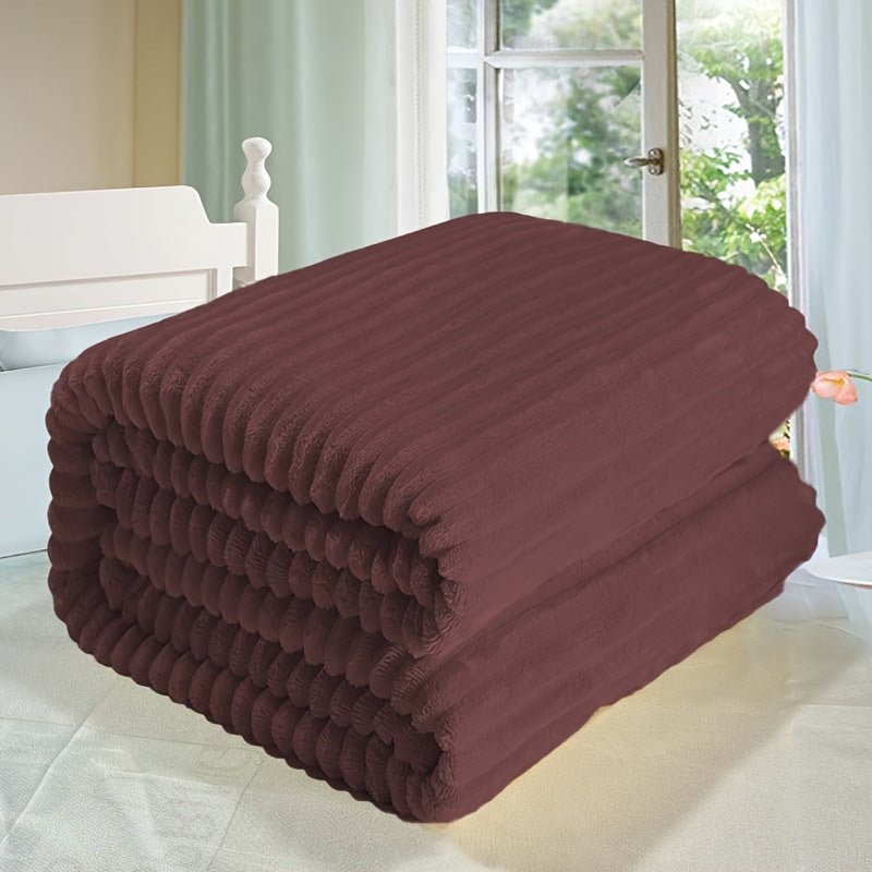 Modern and simple, this solid color milk velvet blanket is a cozy addition to your couch or bedroom. Includes pillowcase but no pillow insert. Perfect for any room.