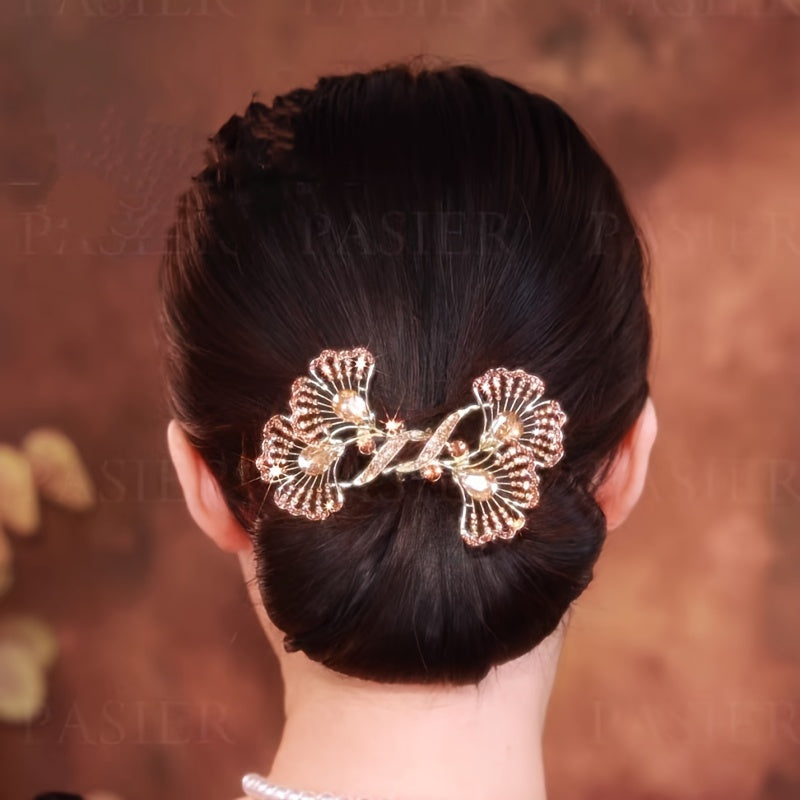 Vintage style Ginkgo Leaf Hair Clip available in silvery and blue options, perfect for stylish updo and bun hairstyles.