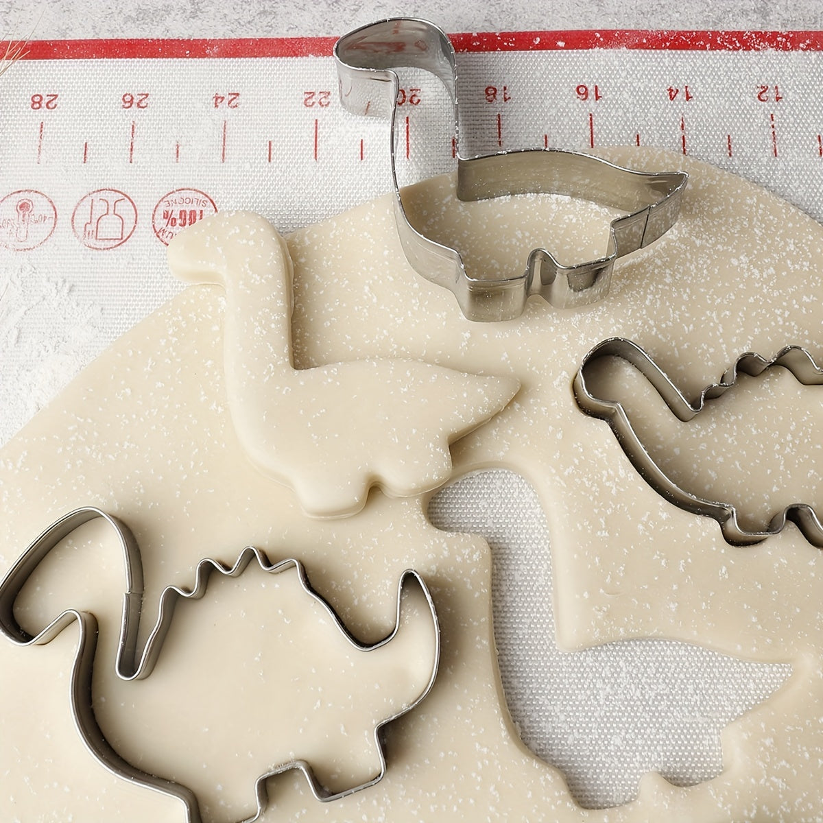 Set of 8 Dinosaur and Bird Cookie Cutters - Made from Durable Stainless Steel for Creating Fun Snacks for Kids, Perfect for DIY Fondant and Cake Decorating, Ideal for Holiday Baking and Essential for Holiday Baking - Features Cute Cartoon Animal Shapes