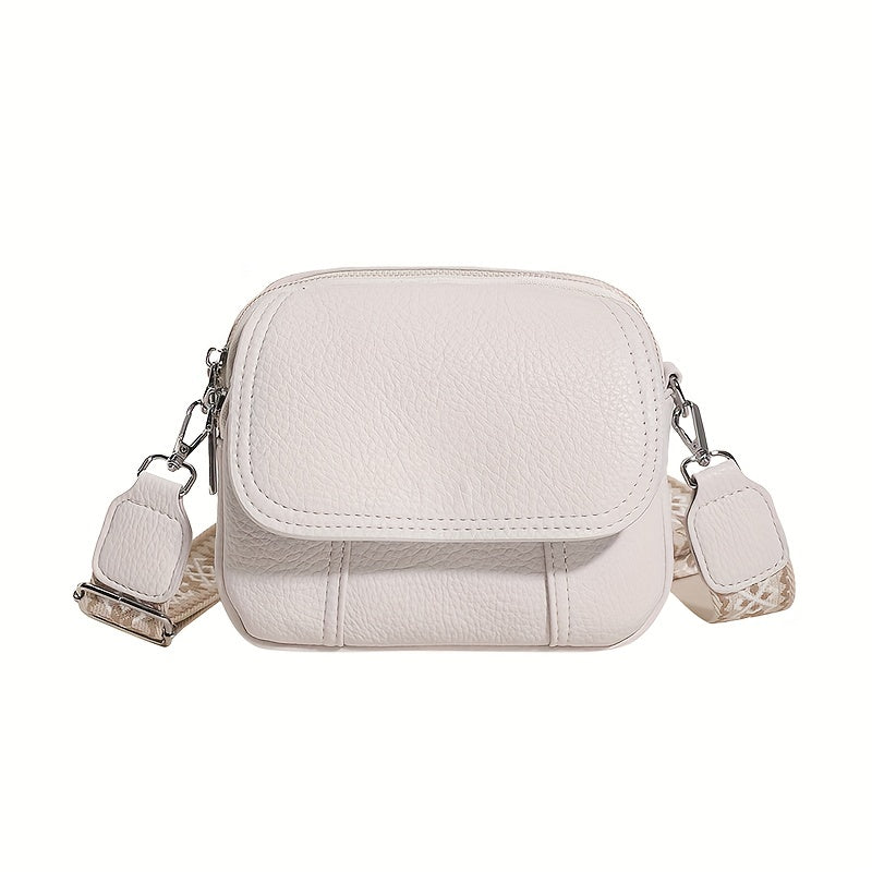 Square crossbody bag with wide strap and zipper, in solid color