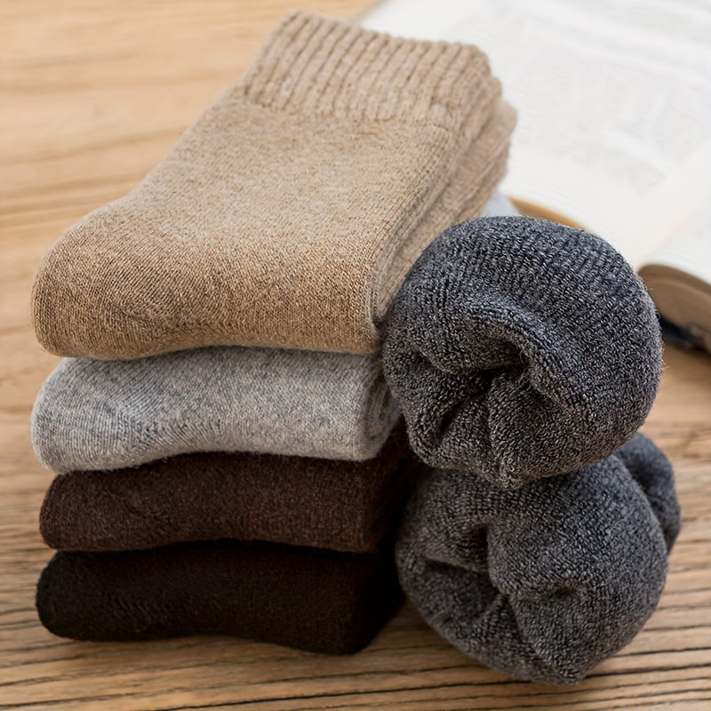 6 pairs of men's wool knit crew socks for autumn/winter, soft, warm, and breathable.