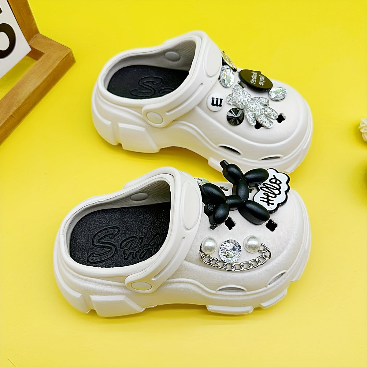 Adorable EVA Cartoon Clogs for Kids - Water-resistant, Lightweight with Rhinestone Accents. Perfect for everyday wear, suitable for kids under 14.