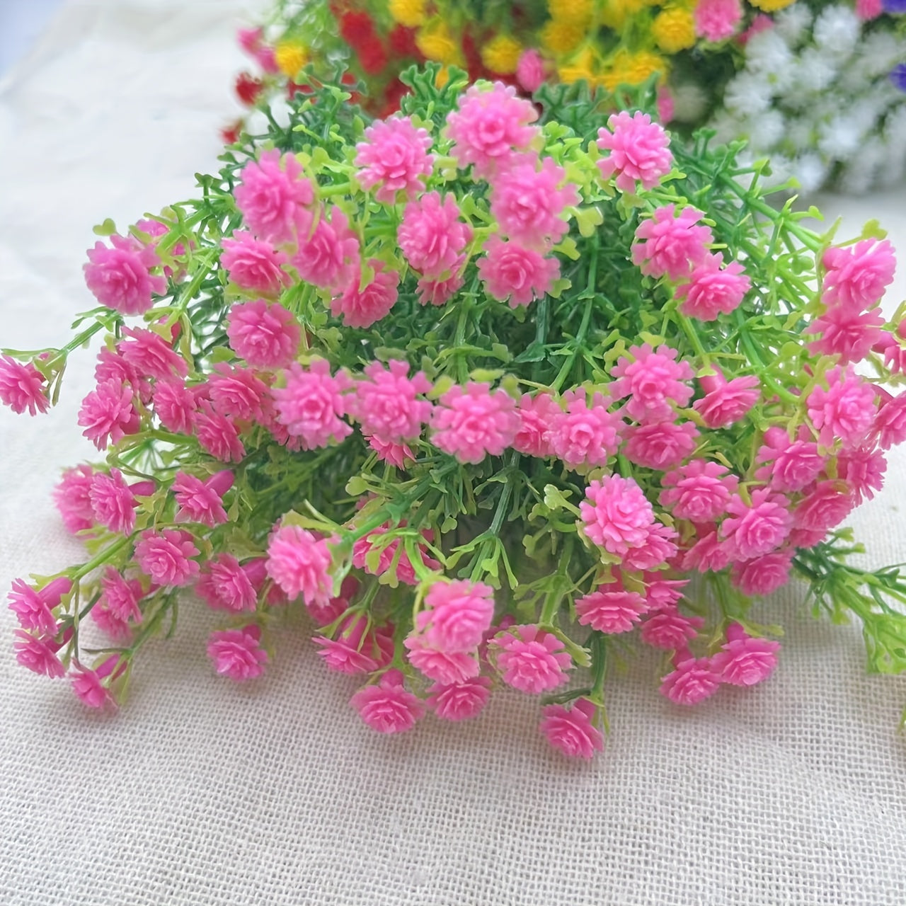 30 vibrant artificial baby's breath flowers for DIY crafts, bouquets, and aquariums - perfect for various holidays and occasions.