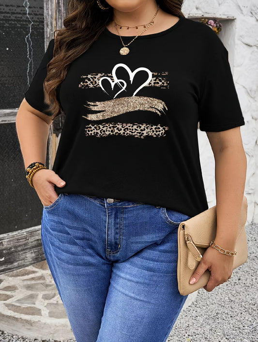 Plus size black T-shirt with leopard and heart print, made of stretchy polyester. Features a round neck, short sleeves, and is suitable for spring and summer wear.