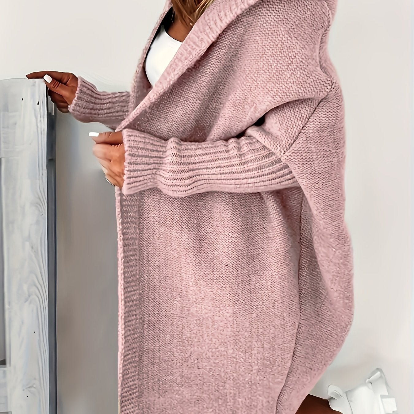 Knitted cardigan for plus size bodies