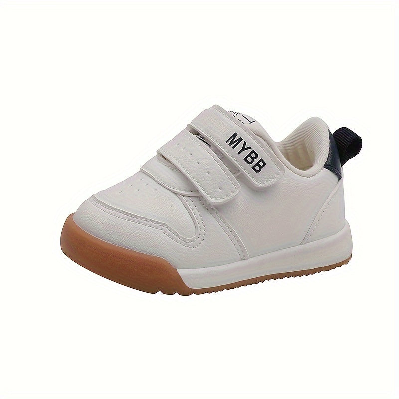 Casual, non-slip infant and toddler shoes for boys and girls in spring and autumn.