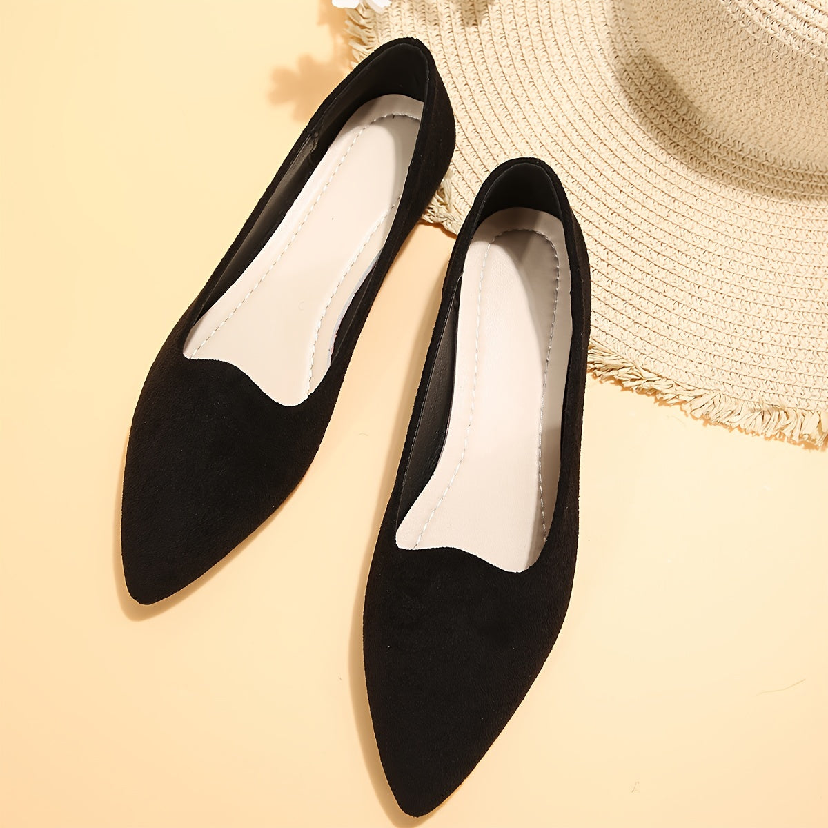 Seasonal Fashion: Pointed Toe Women's Flat Shoes with Comfortable Soft Bottom