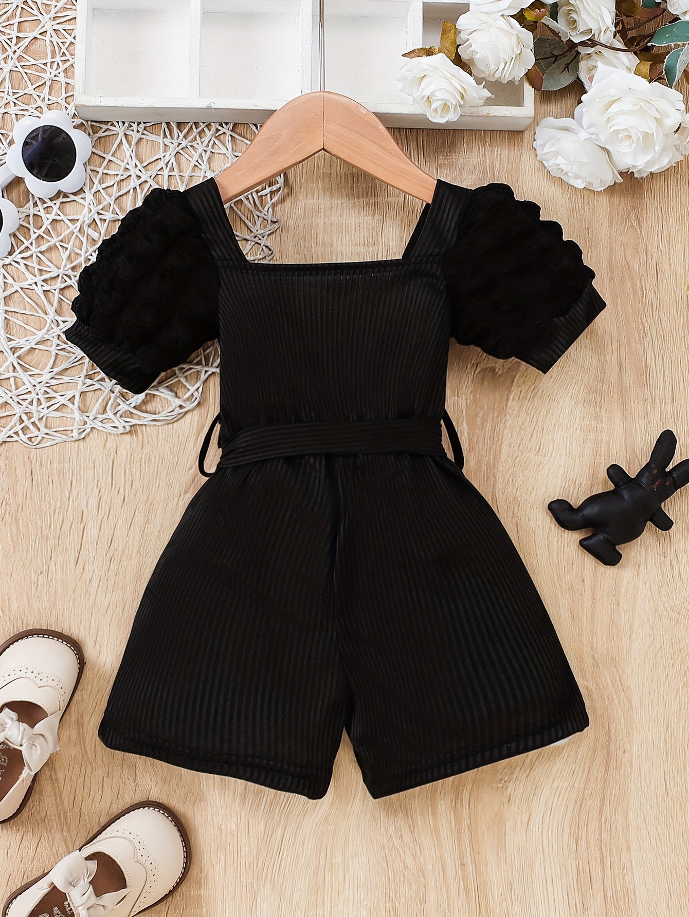 Chic short bubble sleeve romper with belt for Spring/Summer