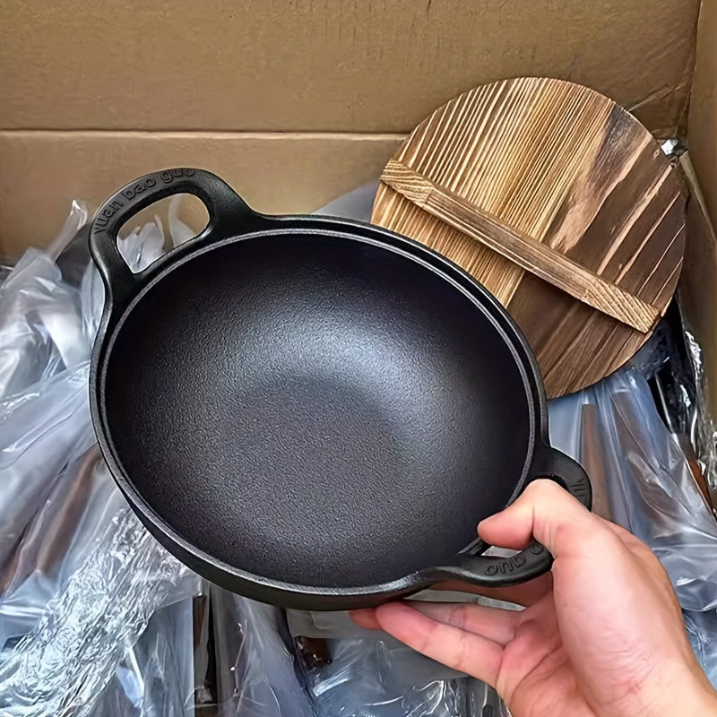 This durable cast iron flat bottom pan comes with a wooden lid and features a non-stick surface, heat-resistant handle making it ideal for soups, stews, and steaming. This multifunctional cookware is perfect for home dining and creating healthy meals.