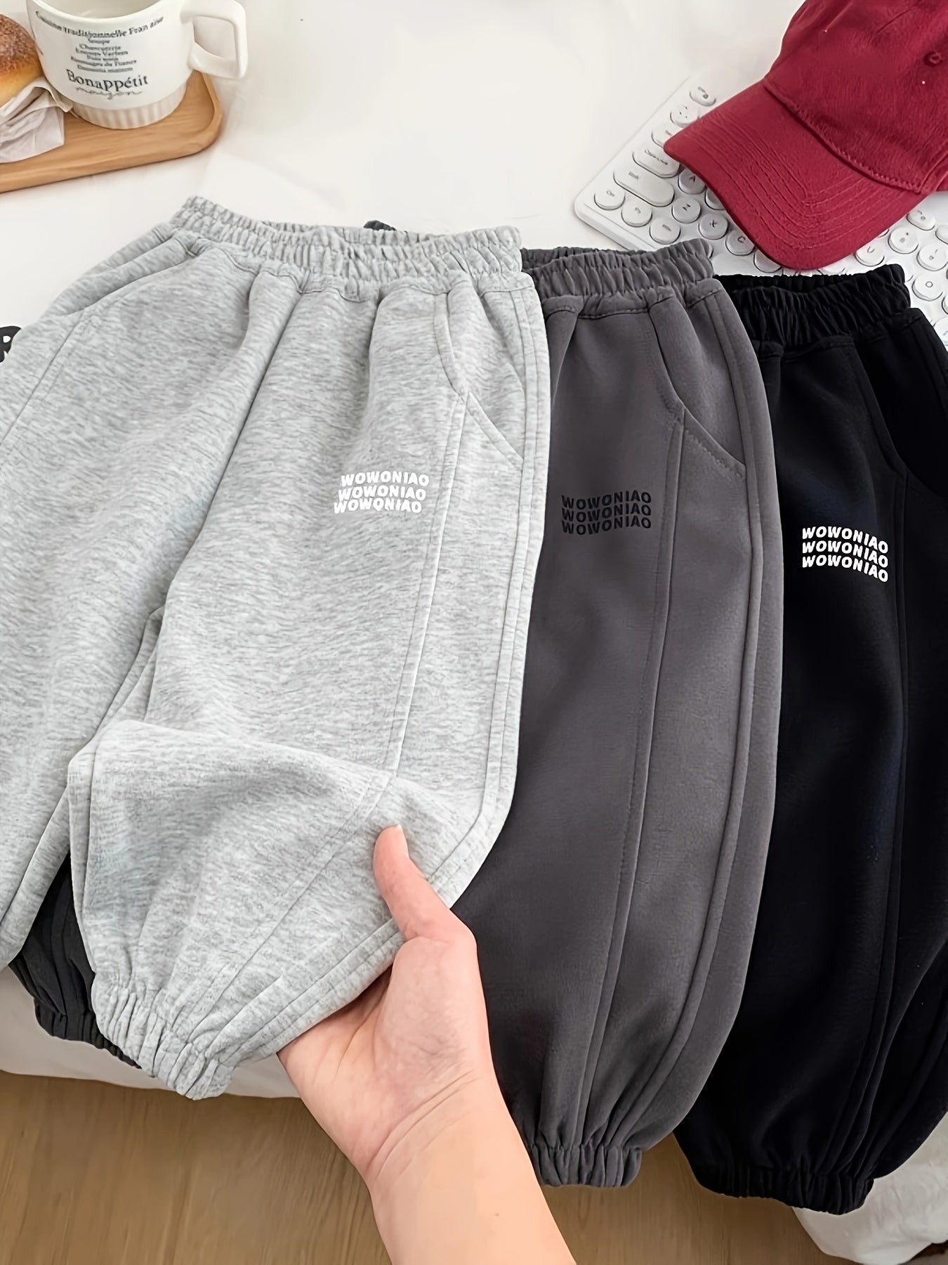 Boys' cozy joggers with letter print - ideal for outdoor activities in spring and fall.