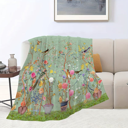 1-piece Creative Flower and Bird Patterned Flannel Blanket, Cozy and Soft Sofa Throw Blanket suitable for All Seasons, Perfect for Office, Bed, or Travel